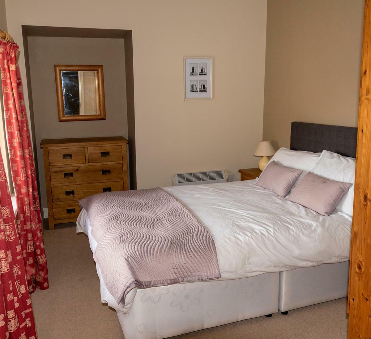 Townley Hall Apartments Slane Exterior foto