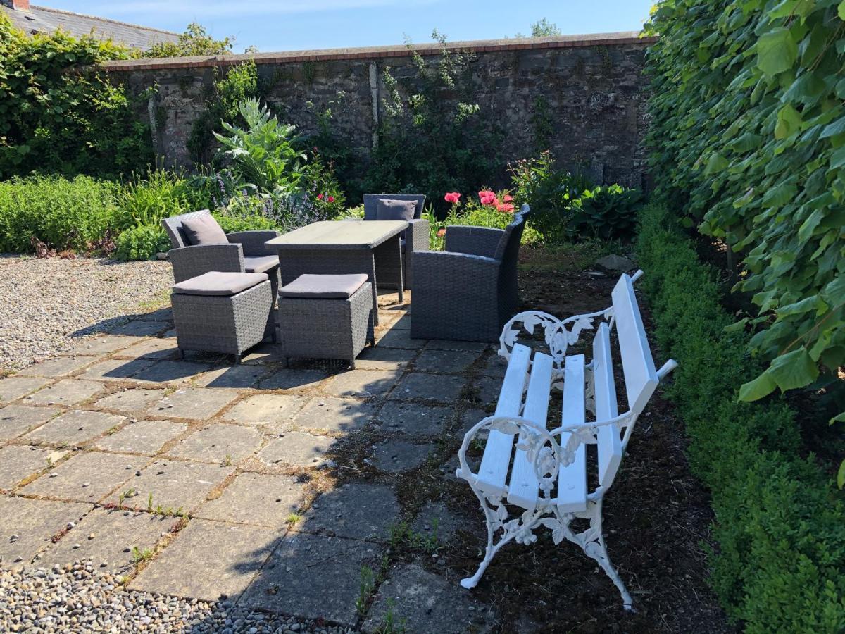 Townley Hall Apartments Slane Exterior foto
